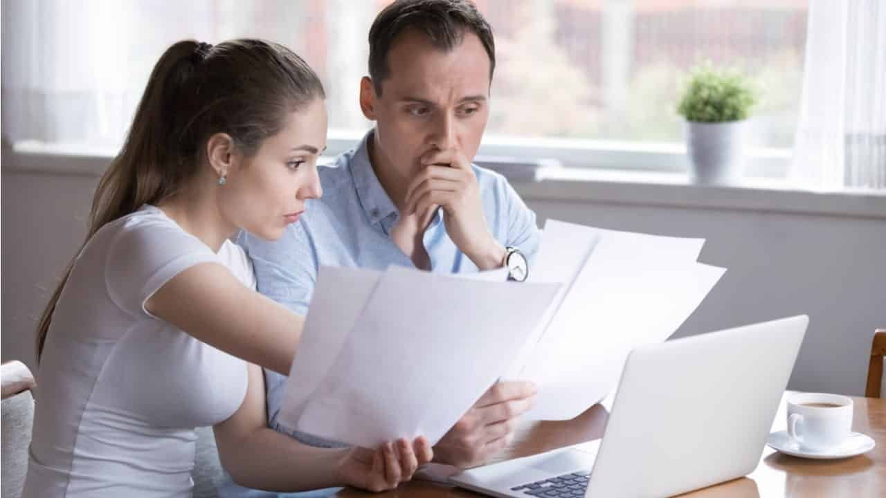 Como sair do vermelho com estratégia e menos culpa